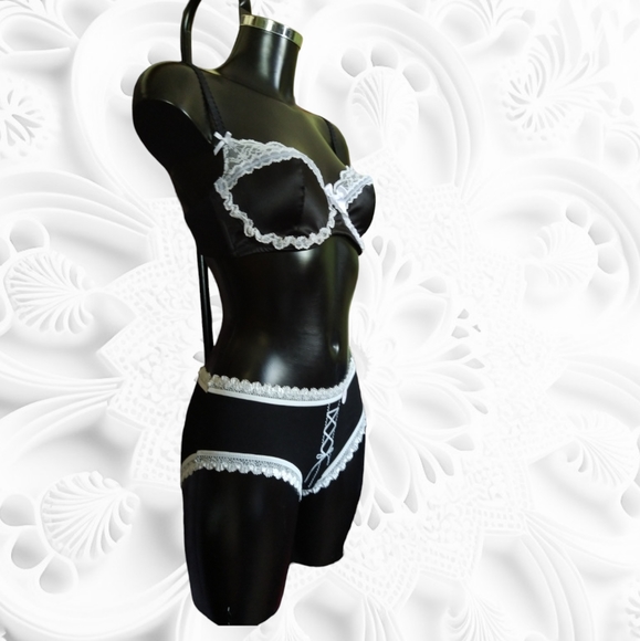 Victoria's Secret Other - New Victoria's Secret Bra size 36D with Shein Panty size M/L